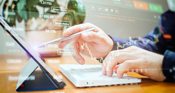 企業(yè)應(yīng)該如何調(diào)整和優(yōu)化年度經(jīng)營計劃？