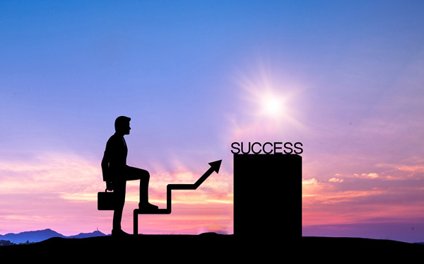 員工培訓(xùn)與發(fā)展：打造高效能團隊的關(guān)鍵！