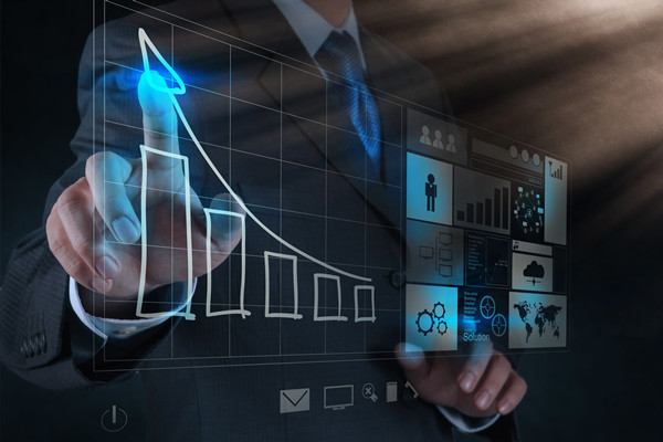 如何利用大數(shù)據(jù)驅(qū)動(dòng)企業(yè)戰(zhàn)略決策？