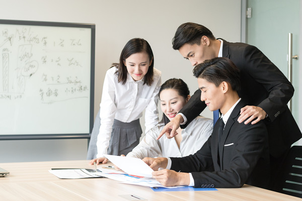 人才梯隊建設(shè)：培養(yǎng)儲備，確保企業(yè)持續(xù)發(fā)展