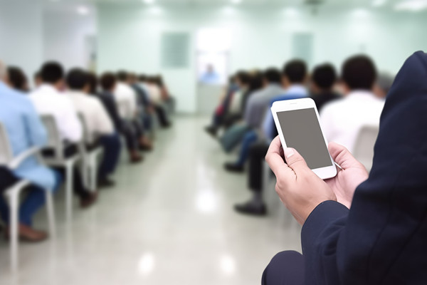 滾動(dòng)預(yù)算咨詢：協(xié)助企業(yè)實(shí)施滾動(dòng)預(yù)算，持續(xù)優(yōu)化預(yù)算