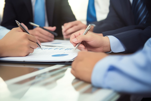 大數(shù)據(jù)與精益生產(chǎn)：利用數(shù)據(jù)分析，實現(xiàn)精益轉(zhuǎn)型