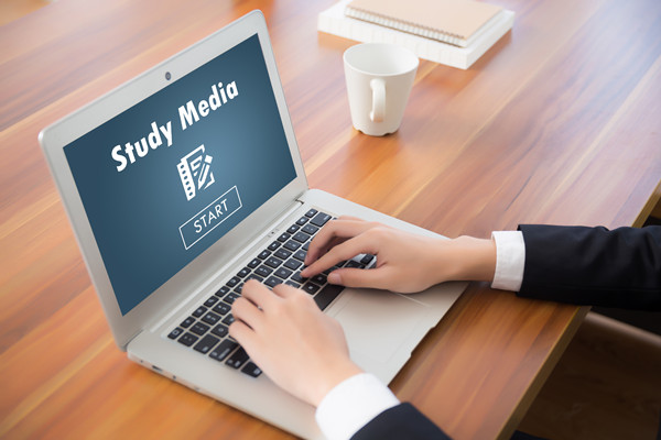 人才市場動(dòng)態(tài)與人力資源管理：適應(yīng)變化趨勢(shì)的關(guān)鍵