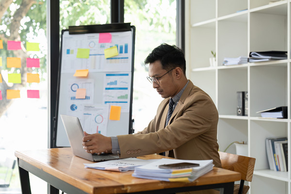 端到端供應(yīng)鏈：實(shí)現(xiàn)全程管控，提升整體效益