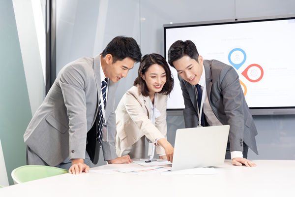 精益人才發(fā)展：培養(yǎng)專業(yè)人才，推動企業(yè)持續(xù)發(fā)展