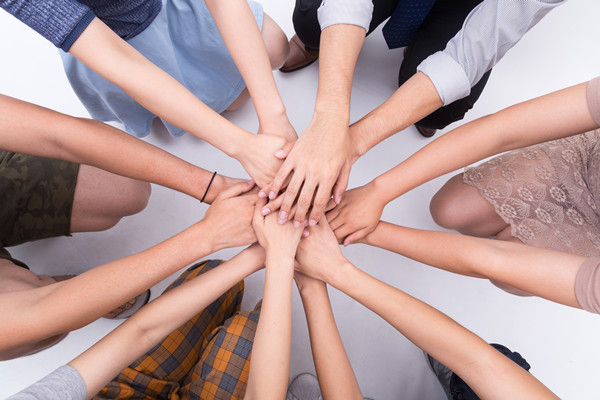 集團(tuán)管控的核心價(jià)值：資源整合、風(fēng)險(xiǎn)控制與協(xié)同發(fā)展