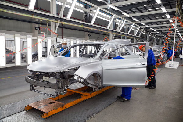 打破瓶頸，提升產(chǎn)能：精益生產(chǎn)在企業(yè)生產(chǎn)現(xiàn)場(chǎng)的應(yīng)用