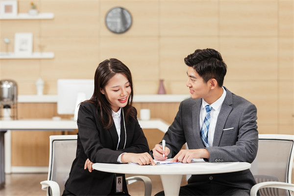 人力資源規(guī)劃：預(yù)測需求，制定合理的人才戰(zhàn)略