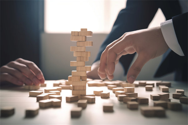 集團(tuán)管控引領(lǐng)企業(yè)風(fēng)險(xiǎn)管理，確保穩(wěn)健發(fā)展與安全運(yùn)營(yíng)