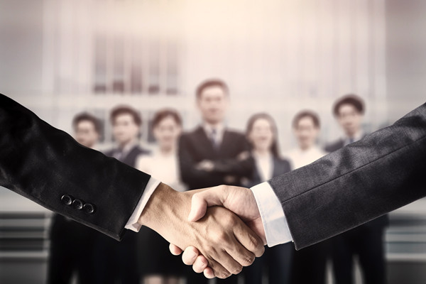 靈活應(yīng)對市場變化，調(diào)整經(jīng)營計劃，確保企業(yè)持續(xù)發(fā)展