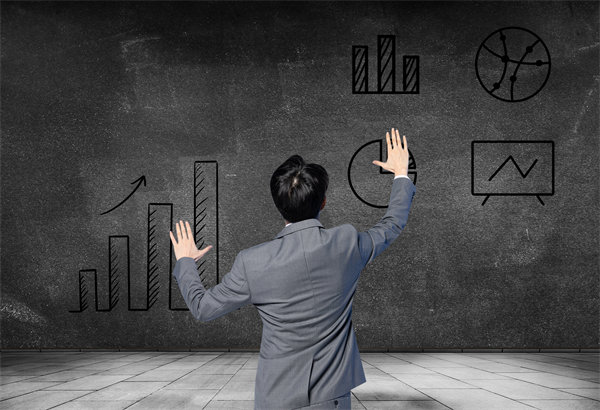 聚焦核心業(yè)務(wù)，優(yōu)化經(jīng)營計(jì)劃，推動企業(yè)高質(zhì)量發(fā)展