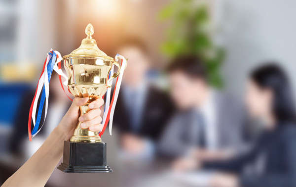 人才激勵(lì)與留任策略，構(gòu)建企業(yè)人才生態(tài)與核心競(jìng)爭(zhēng)力