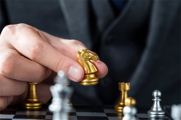 集團戰(zhàn)略規(guī)劃和年度經(jīng)營計劃不匹配怎么辦？