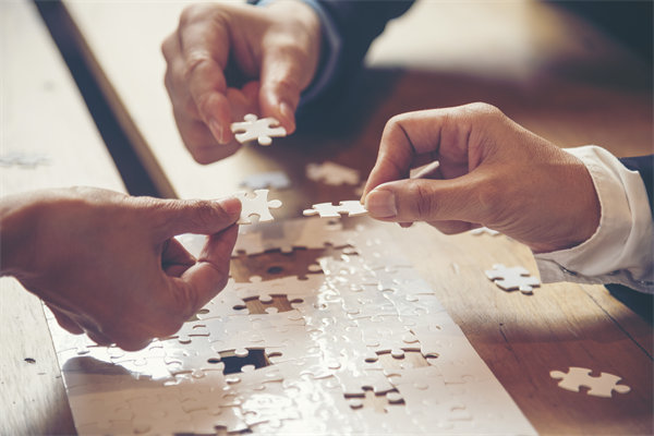 如何優(yōu)化集成供應鏈以提升整體響應速度與效率？