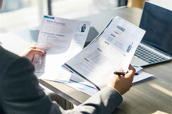 招聘過程中，如何平衡能力與潛力，篩選最佳候選人？