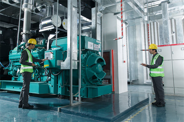 在實(shí)施精益生產(chǎn)過(guò)程中，如何確保員工積極參與和配合？