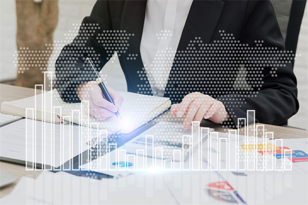 在數(shù)字化轉(zhuǎn)型背景下，績效管理體系如何創(chuàng)新與升級(jí)？