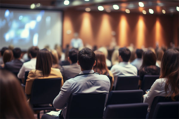 在員工培訓(xùn)上，企業(yè)應(yīng)如何投入，以獲得最大回報？