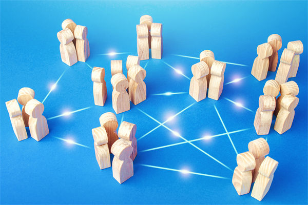 如何通過組織規(guī)劃，促進內(nèi)部溝通與團隊協(xié)作效率？