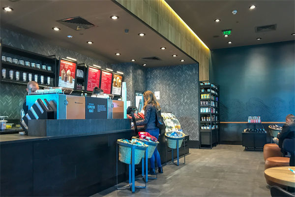 福利政策在薪酬體系中的作用及其優(yōu)化策略是什么？