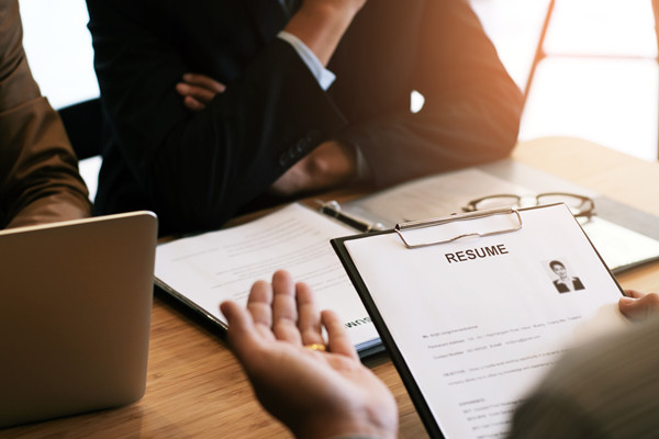 人才流失嚴(yán)重，人力資源管理如何構(gòu)建穩(wěn)固人才防線？