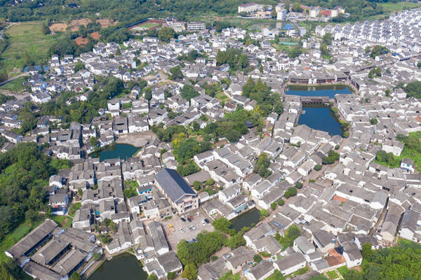 面對市場不確定性，金華咨詢?nèi)绾我?guī)劃企業(yè)穩(wěn)健前行？