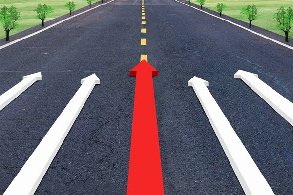 管理咨詢?nèi)绾瓮黄瞥Ｒ?guī)，為企業(yè)量身打造核心競爭優(yōu)勢？