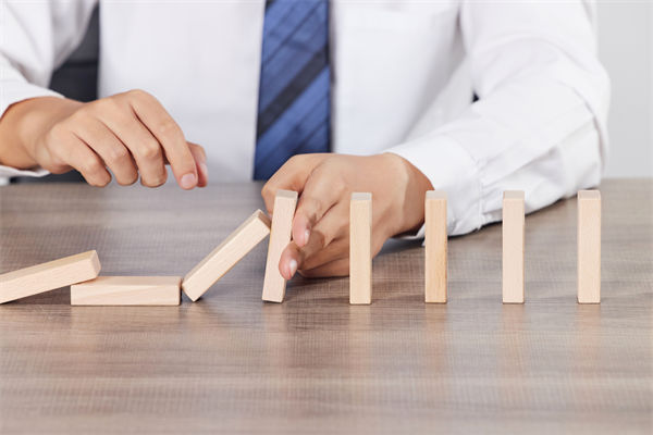 集團(tuán)與子公司管控失靈，如何重塑體系實(shí)現(xiàn)高效協(xié)同？