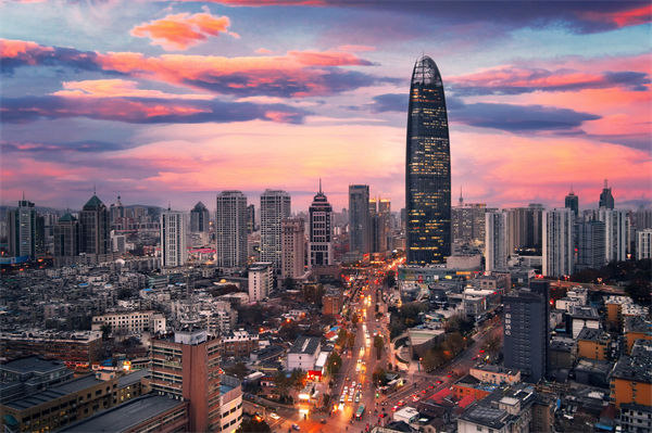 集團管控松散失靈？濟南集團管控咨詢公司如何重構(gòu)集權(quán)分權(quán)平衡？