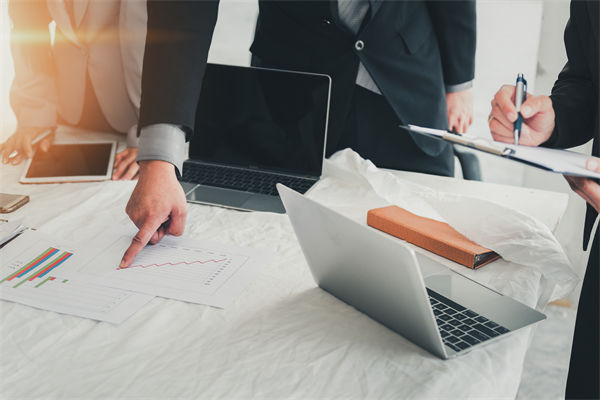 戰(zhàn)略規(guī)劃年年重做卻無(wú)效，到底缺了哪環(huán)落地邏輯？