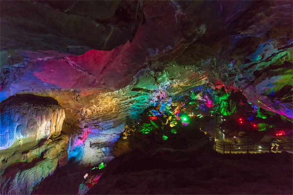 清遠(yuǎn)精益生產(chǎn)咨詢公司聚焦瓶頸，怎樣幫工廠突破效率提升臨界點(diǎn)？