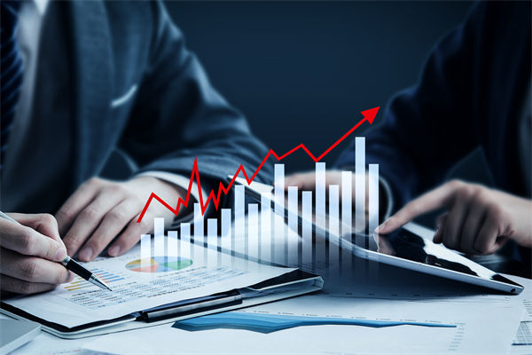 上海街頭真無人出租車要來了，對制造業(yè)有何啟示？