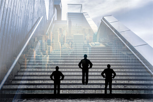 績效反饋只談問題，員工成長動力該如何真正激活？