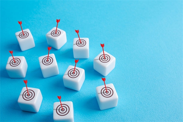 白酒遇冷，集體“降度”，關(guān)聯(lián)企業(yè)有何營(yíng)銷(xiāo)啟示？