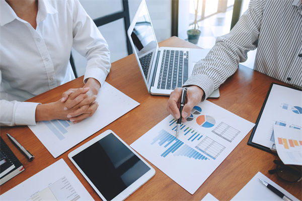 薪酬結構與戰(zhàn)略脫節(jié)，薪酬咨詢怎樣搭建適配體系？